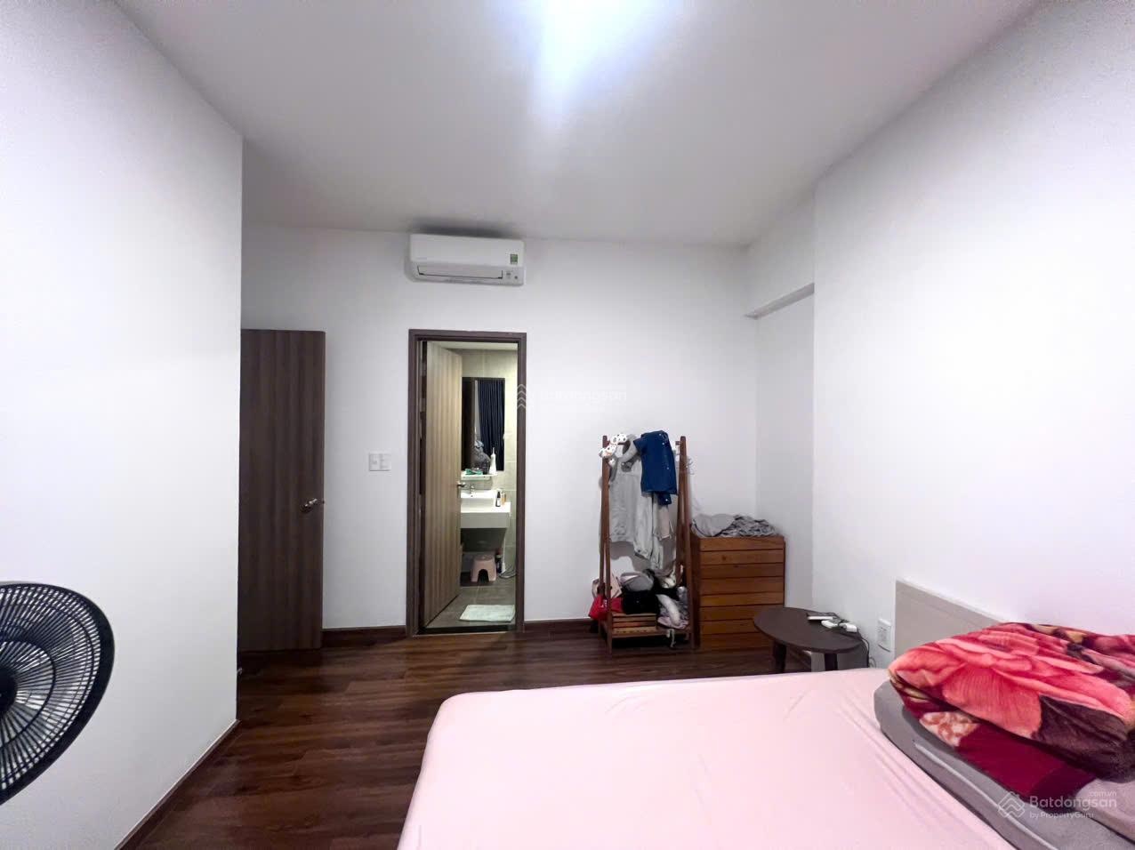 Cho thuê GÓC 75m2 Akari city 2 PN có nội thất giá chỉ 11 triệu tháng nhà đẹp, rất mới.