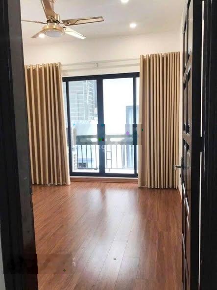 Cho thuê nhà ngõ 1 phạm tuấn tài 55m x5T ngõ ô tô tránh