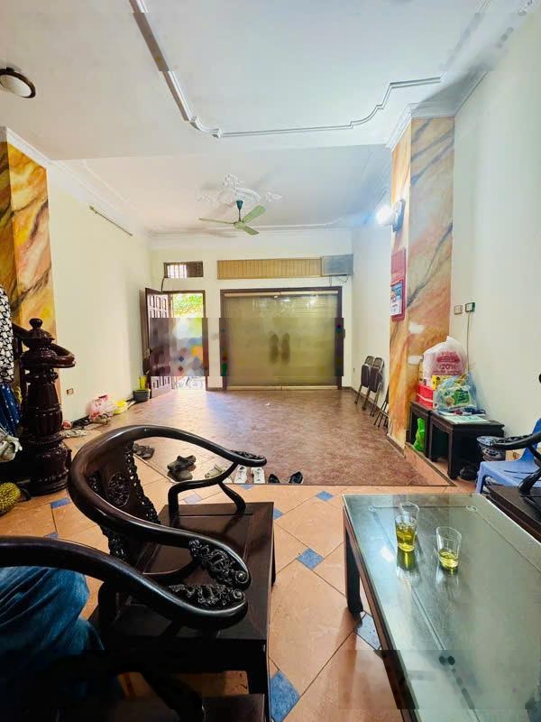 Khu phân lô cán bộ lê trọng tấn, ga ra ô tô, 60m giá 17.8 tỷ.