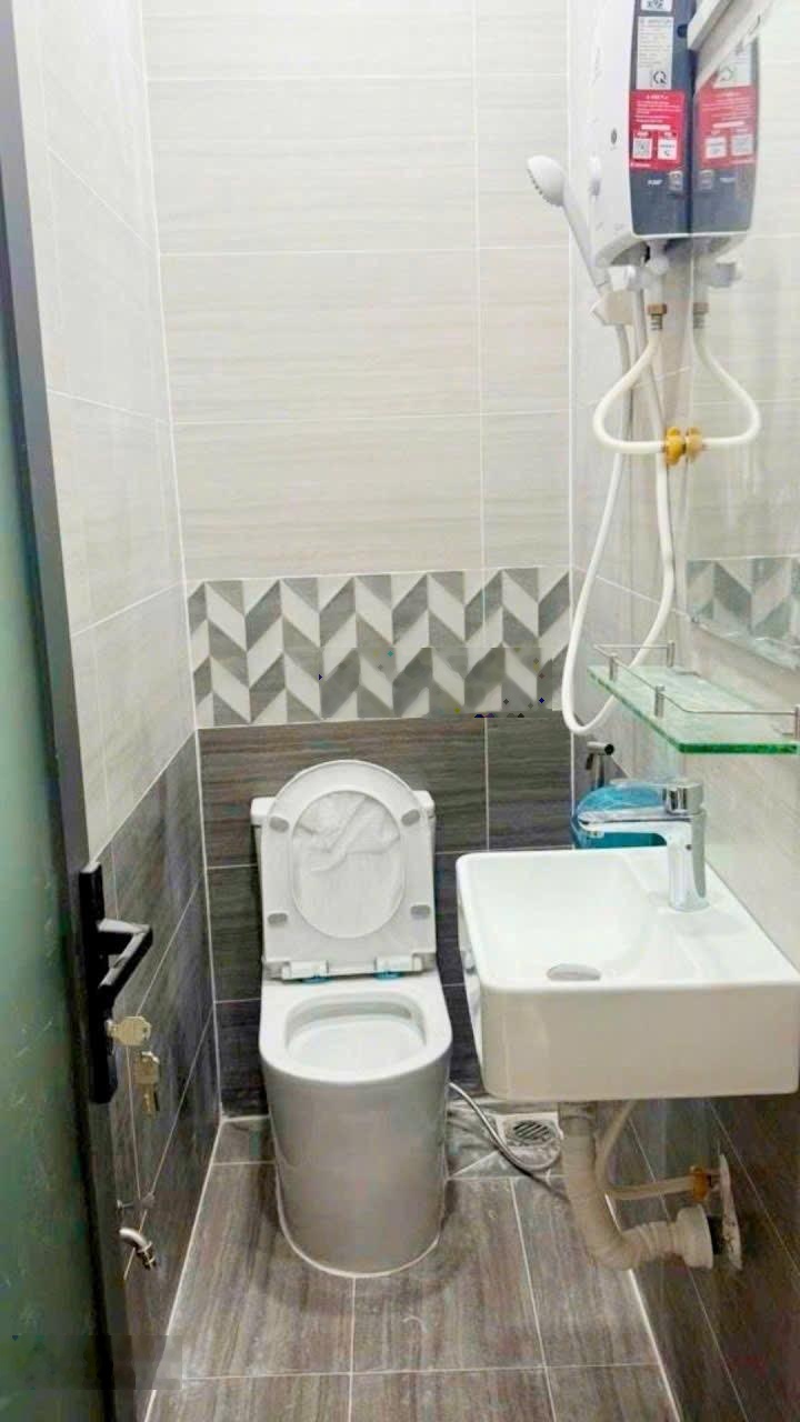 Bán nhà lẻ SHR hẻm 502 đường HTP,Q7 cũ,DT 3x7 tk 1 lầu đúc 2 pn 2wc Giá 3ty139 LH 0965004779 Mr Huy