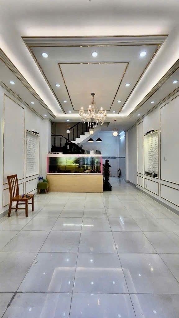 Khu vip gần La Casa q7 - Ngang 5m xe hơi ngủ trong nhà - giá 9.5 tỷ. TLCC 0909616652