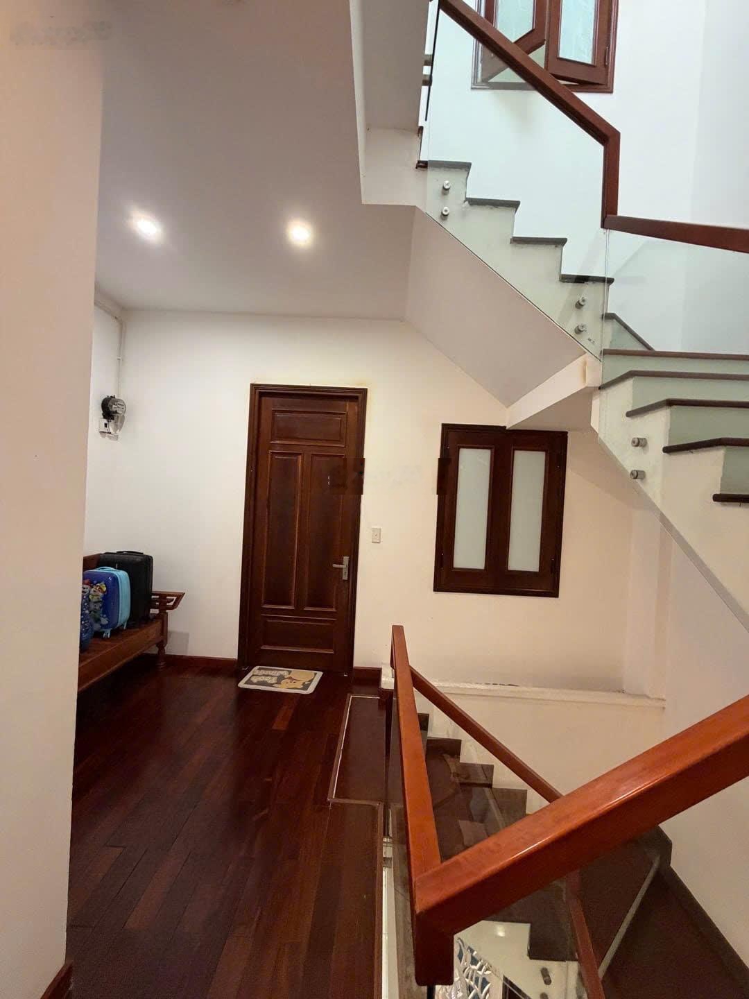 Bán gấp nhà mặt phố đẹp tại 29, Mỹ Đa Tây 9, Khuê Mỹ, Q. Ngũ Hành Sơn, 9,8 tỷ, 90m2
