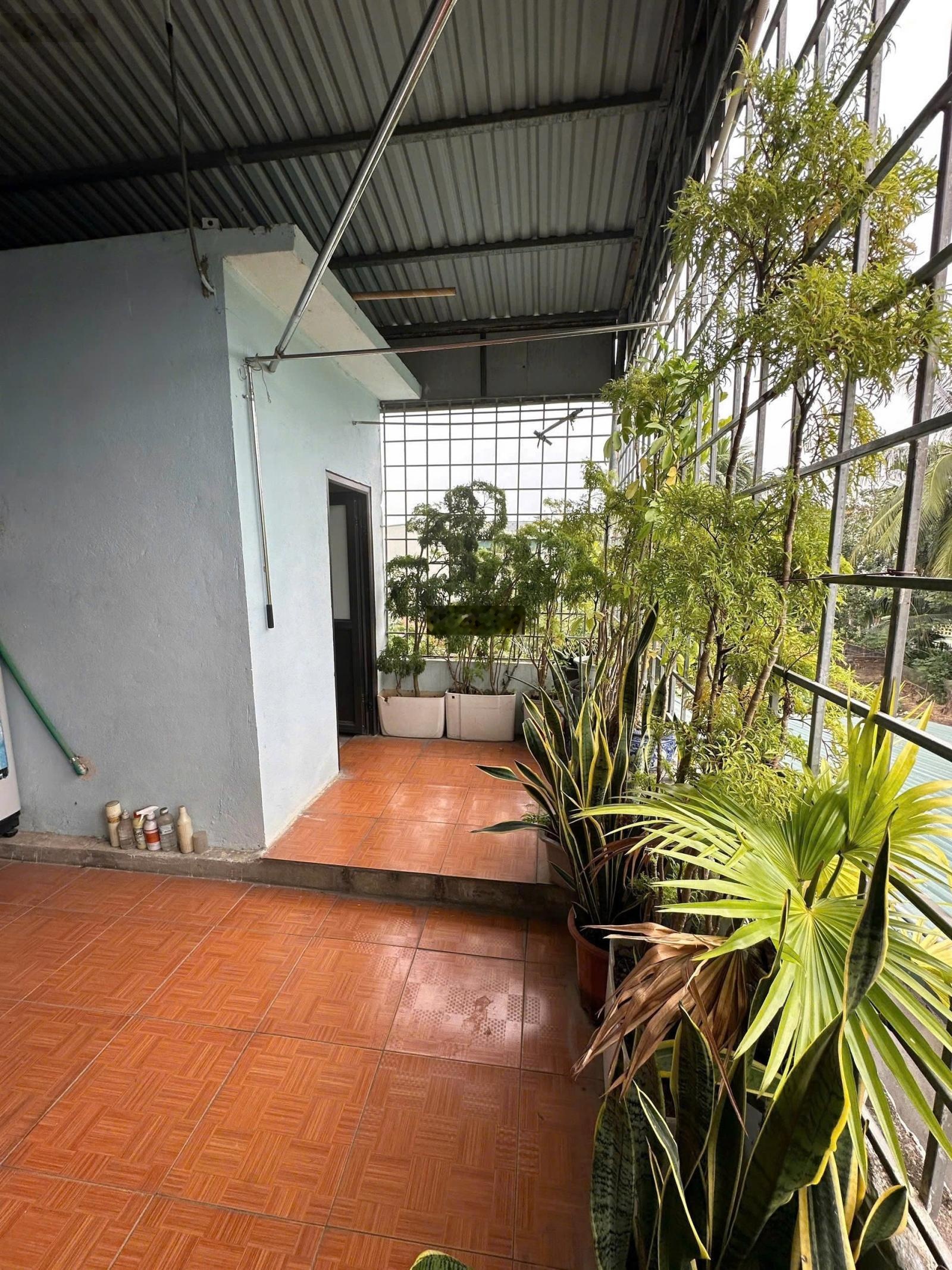 Bán nhà 3 tầng bạch đằng quảng phú