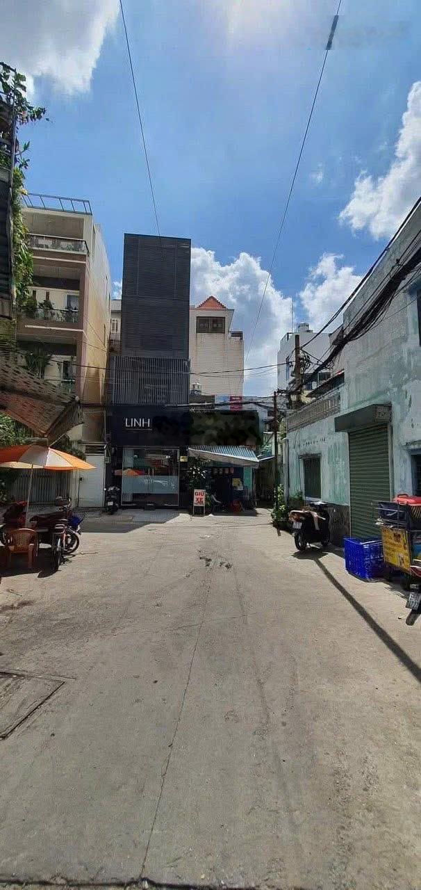 Cho thuê nhà hẻm Huỳnh Văn Bánh 3.7x8m | 4 tầng