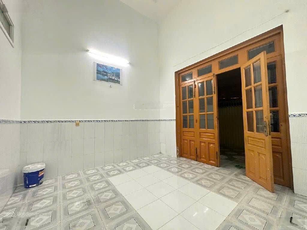 Nhà 2 tầng 102m2 (ngang 7,5m) MT đường ngay bệnh viện Lê Văn Thịnh - giá 8,6 tỷ TL