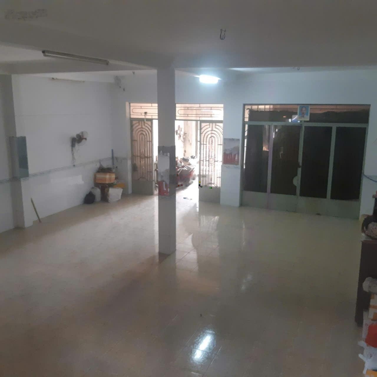 Cho thuê vp cty+ kho,xưởng 600m giá 40tr/t, lê trọng tấn