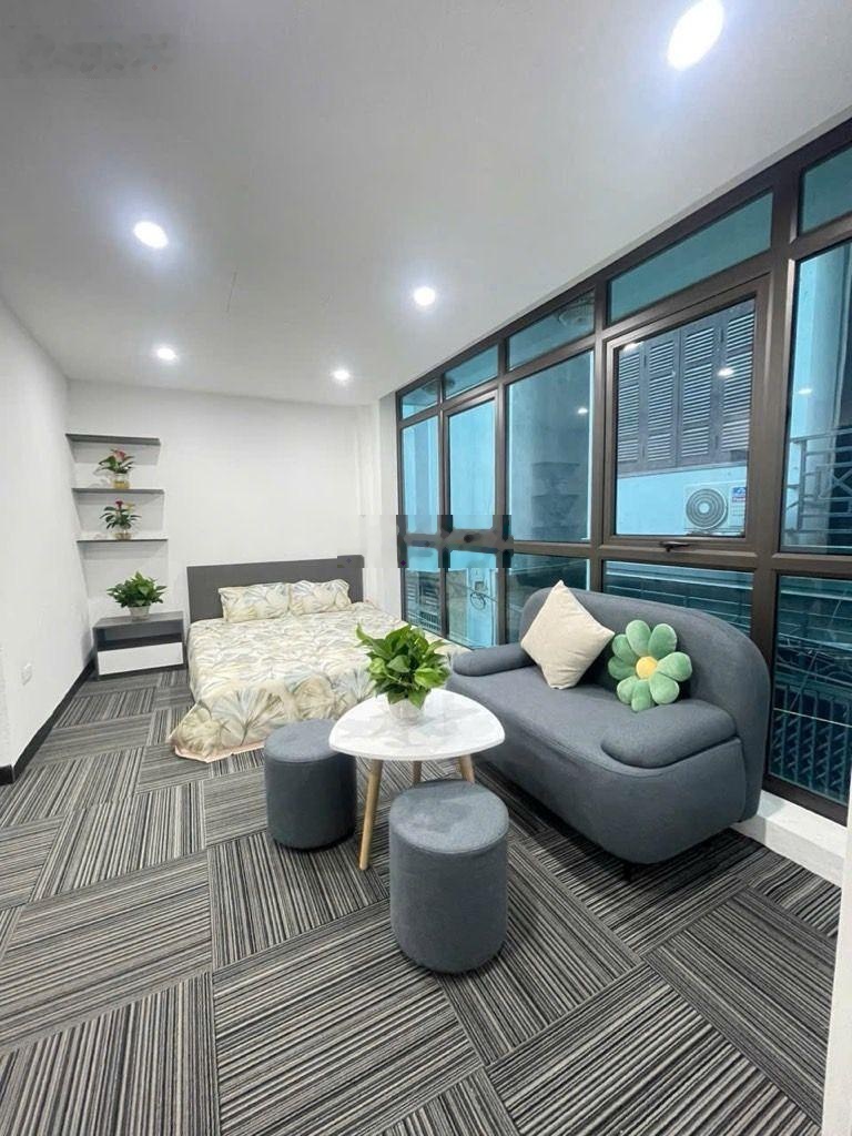 Gà đẻ trứng vàng - căn CCMN doanh thu 100triệu/tháng - 9 tầng thang máy - lô góc thoáng sáng