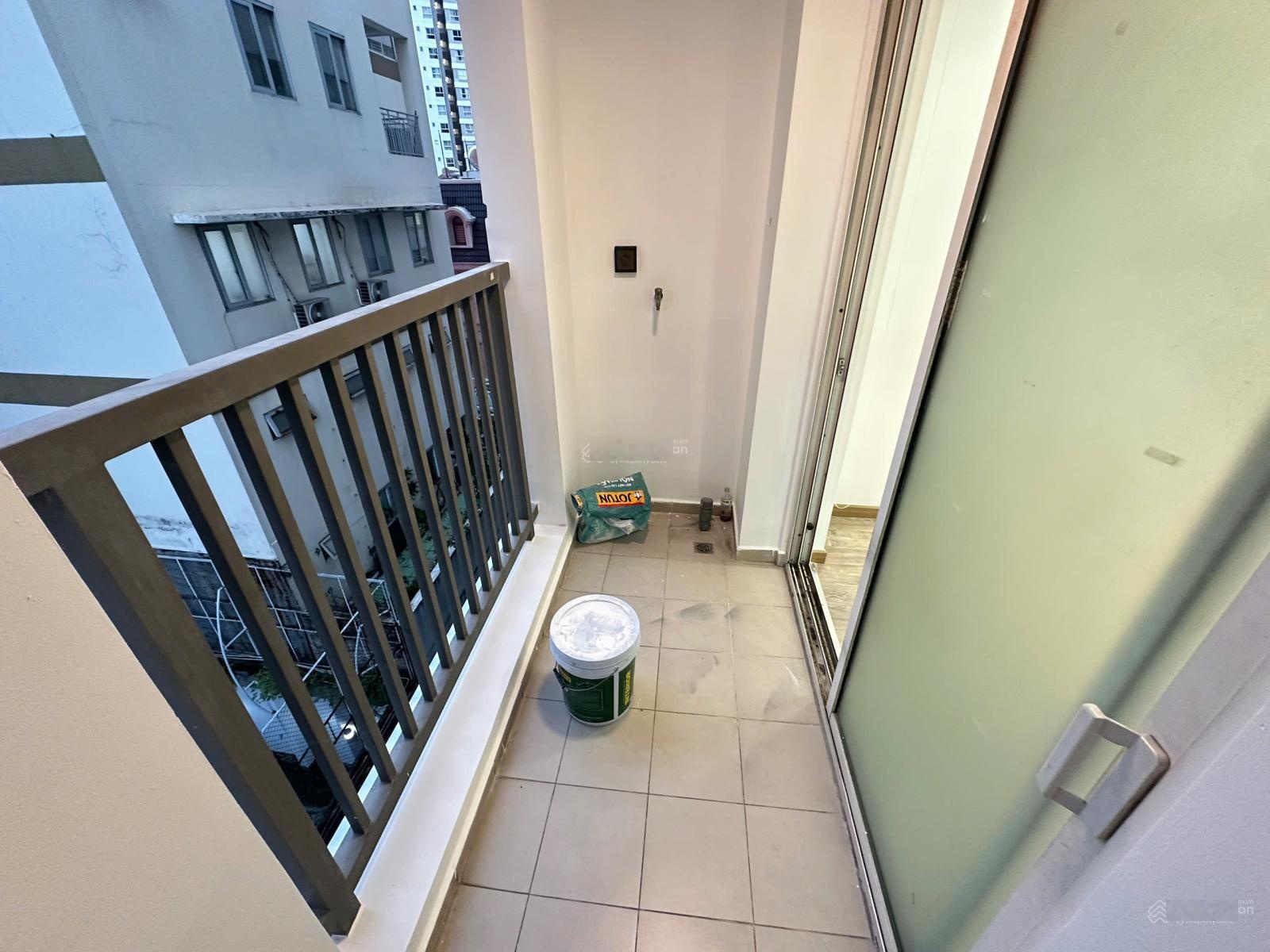 Cho thuê Văn phòng Officetel 55m2, căn GÓC thoáng mát, nhiều ánh sáng + yên tĩnh và riêng tư