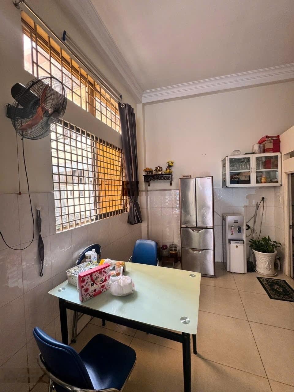 Xuất cảnh bán gấp - Bán nhà Bạch Đằng 49m² 2 tầng - 9.5 tỷ