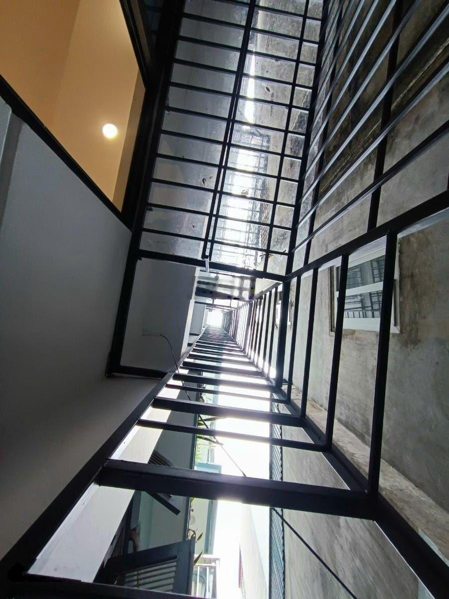 Bán ccmn 9 phòng cho thuê khép kín 52m2 trần thái tông chỉ hơn 14 tỷ