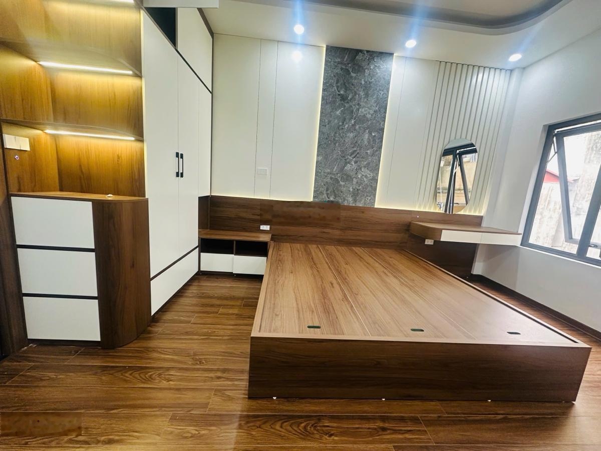 Bán nhà Thuỵ Khuê, ngõ thông bagac, dân xây 30m*5T full nội thất hiện đại, ở ngay
