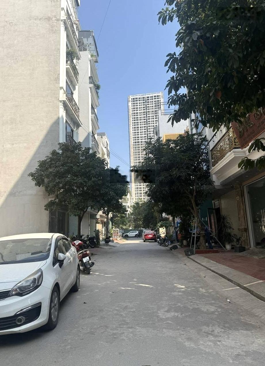 Gần oto,dân trí cao-Gần Võ Thị Sáu-50m-11 tỷ 951