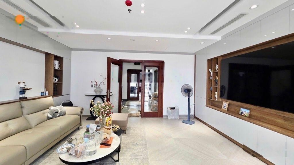 Bán nhà Phùng Chí Kiên, gara ô tô, thang máy, kinh doanh, hai thoáng, thông, 100m2 giá chào 50 tỷ