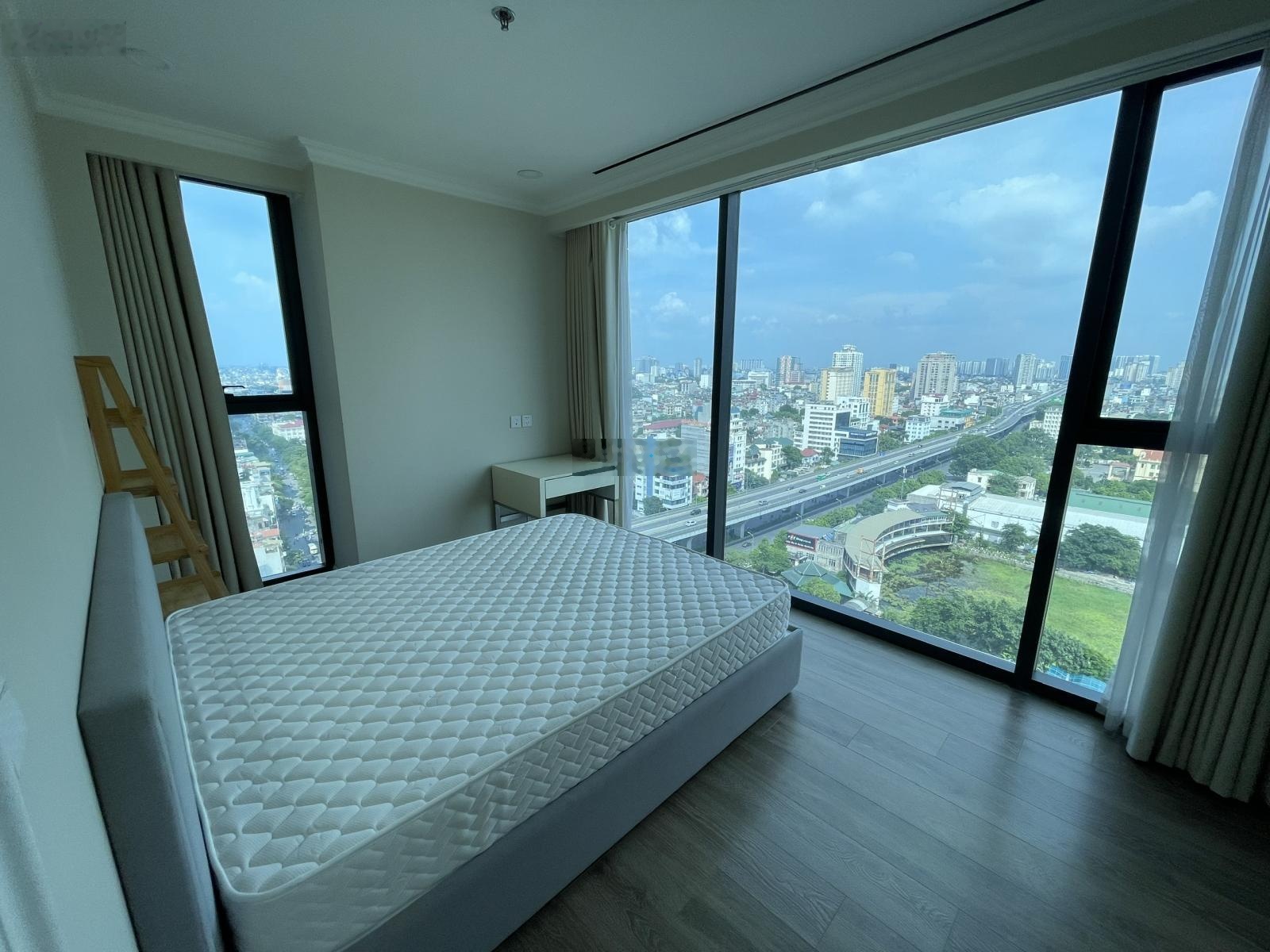 Cho thuê căn 3 ngủ 102m2 view bảo tàng tòa Artemis, 3 Lê Trọng Tấn, Thanh Xuân, Hà Nội 0989259999