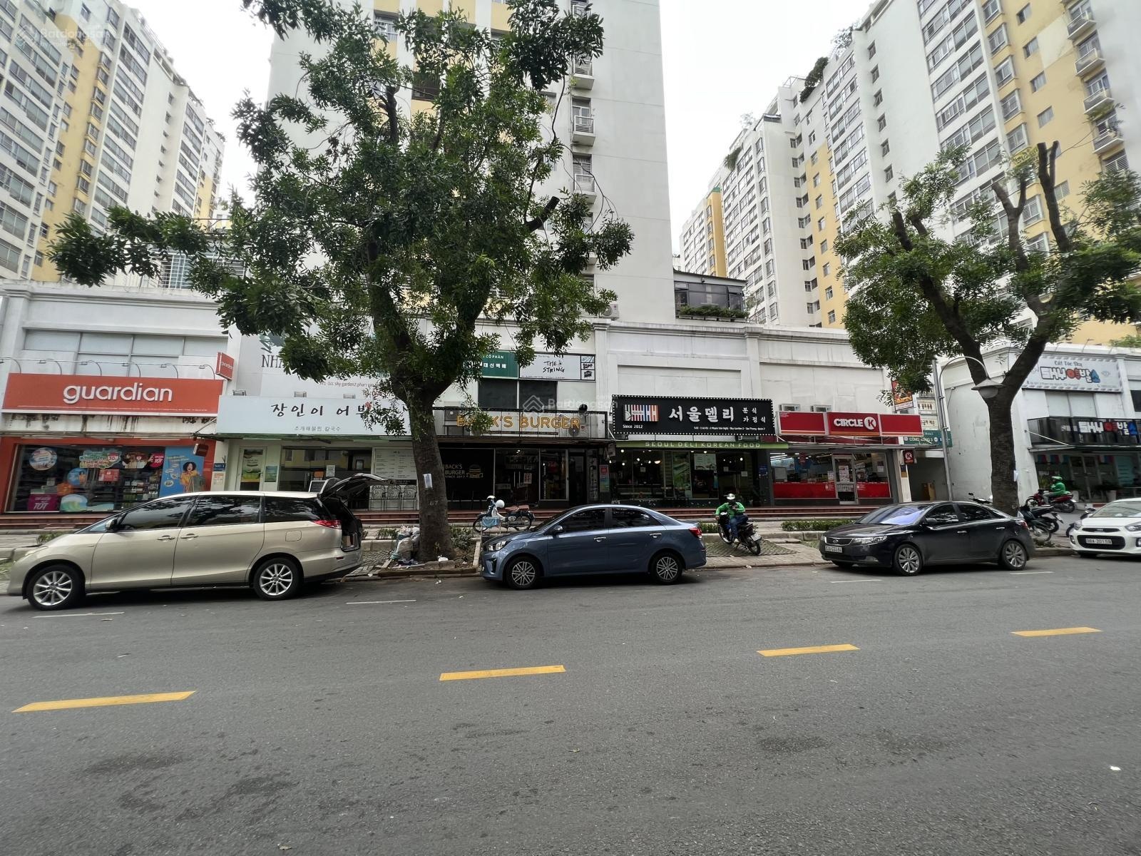Bán shophouse Sky mặt tiền đường Phạm Văn Nghị Phú Mỹ Hưng, quận 7, dt 151m2, giá 26 tỷ 0902949186