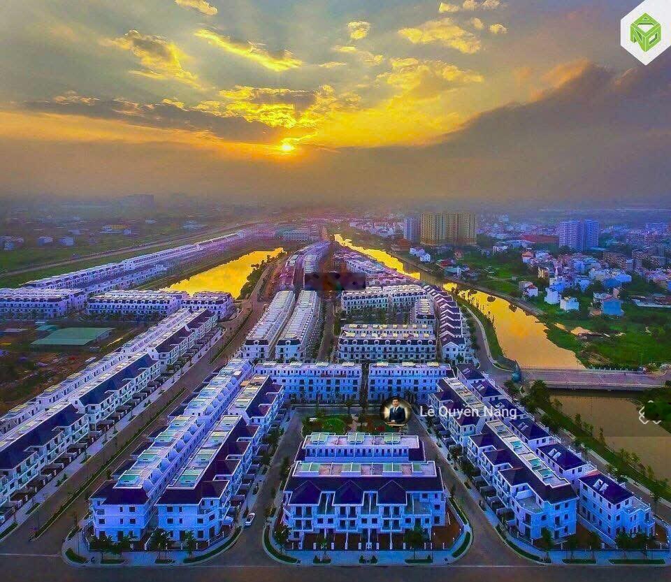 Định cư nước ngoài bán lẹ Shophouse mặt Song Hành Lakeview City. Giá 27 tỷ thương lượng