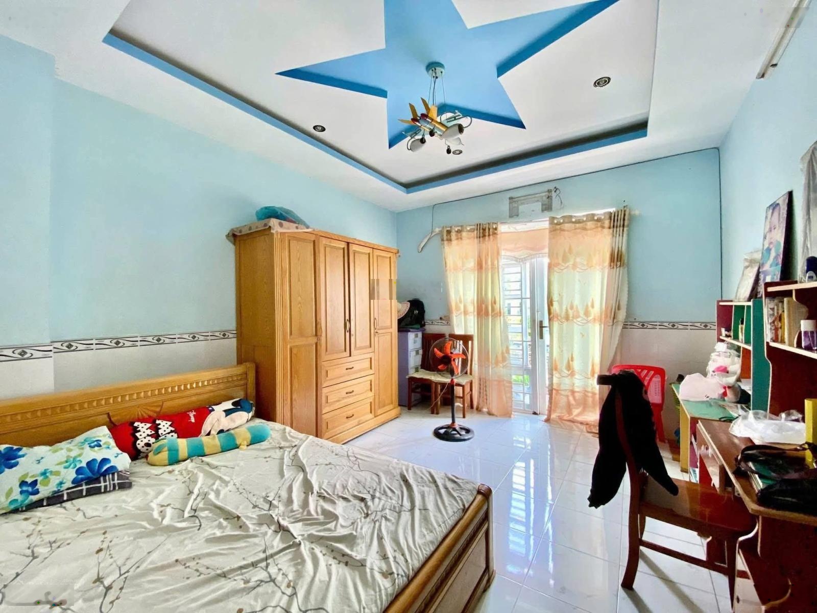 5.4 tỷ nhà 4 tầng hẻm 2 xe tải tránh Lâm Thị Hố Quận 12 sát khu dân cư Hiệp Thành City 52m2 (4x13)
