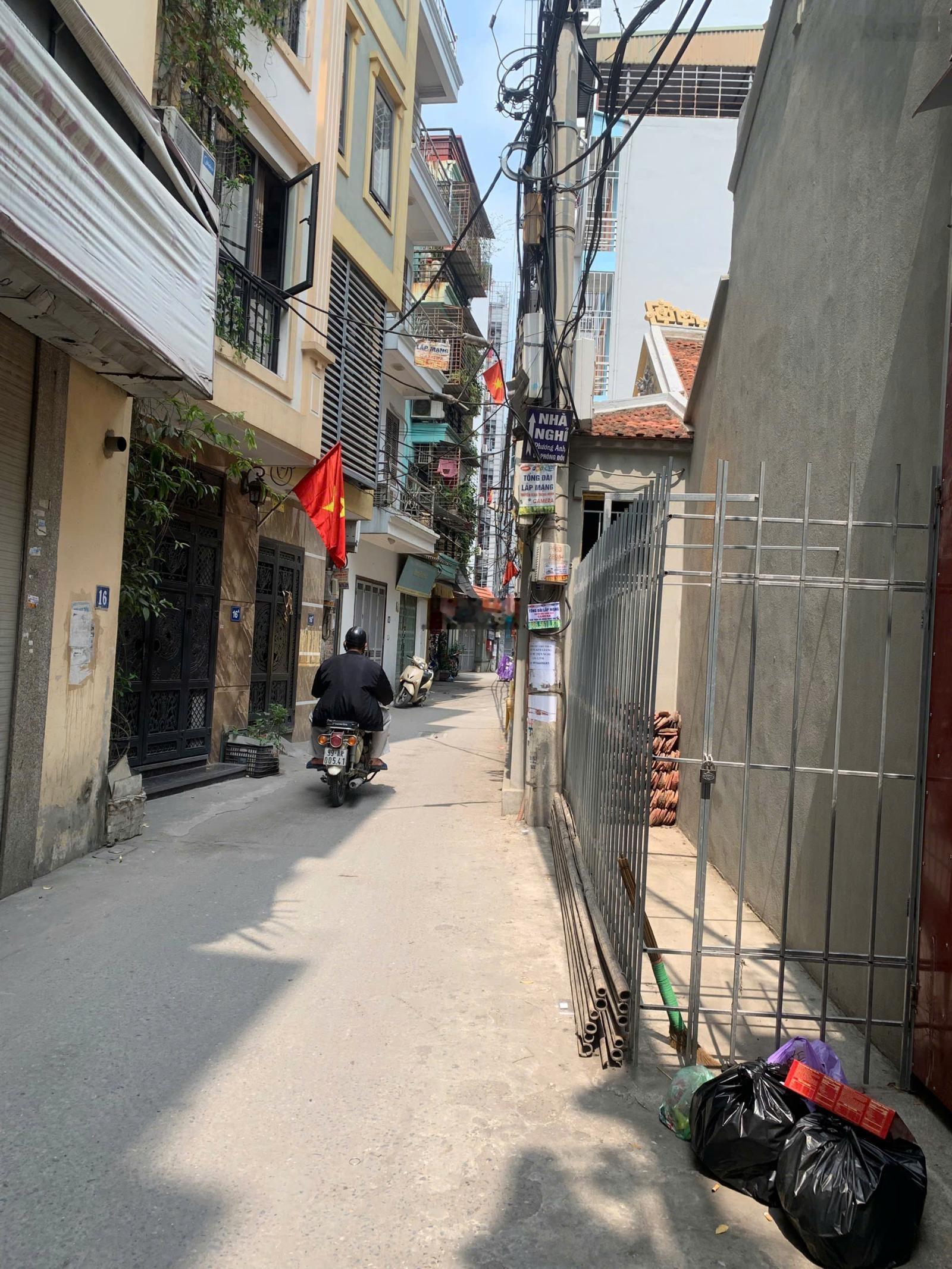 Bán CHDV tại 192 đường Kim Giang, Định Công, DT 66m2, 7 tầng, 21 phòng ngủ khép kín, dòng tiền tốt