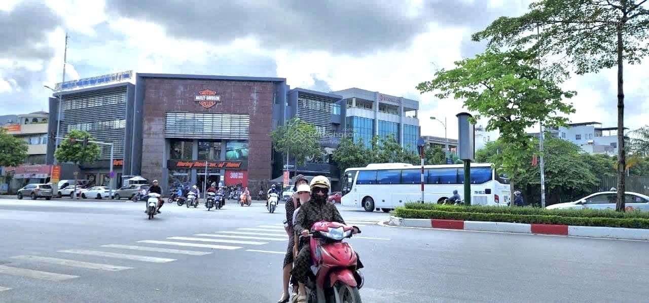 Quá hiếm, Bán nhà 5 tầng mặt phố Ngô gia tự, Vị trí đẹp nhất phố - Khuôn tiền hiếm 16.x tỷ