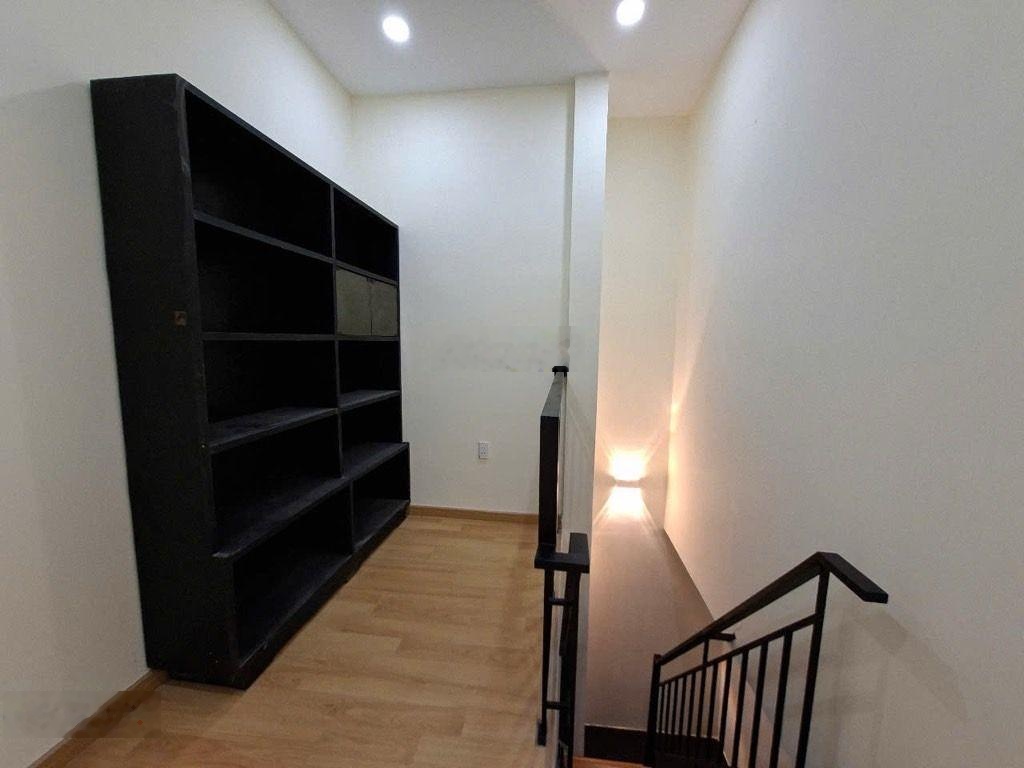 Tìm chủ mới - sổ A4 - 53m2 - đang cho thuê 13 t/t - nở hậu - 7. X tỷ
