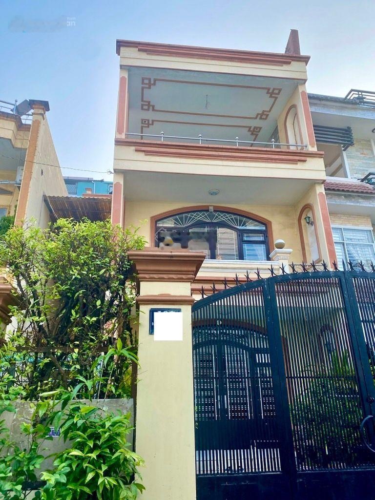 Bán nhà 3 tầng, Trường Chinh, 7.9x21m, hẻm 6m, 11 tỷ TL, quận 12