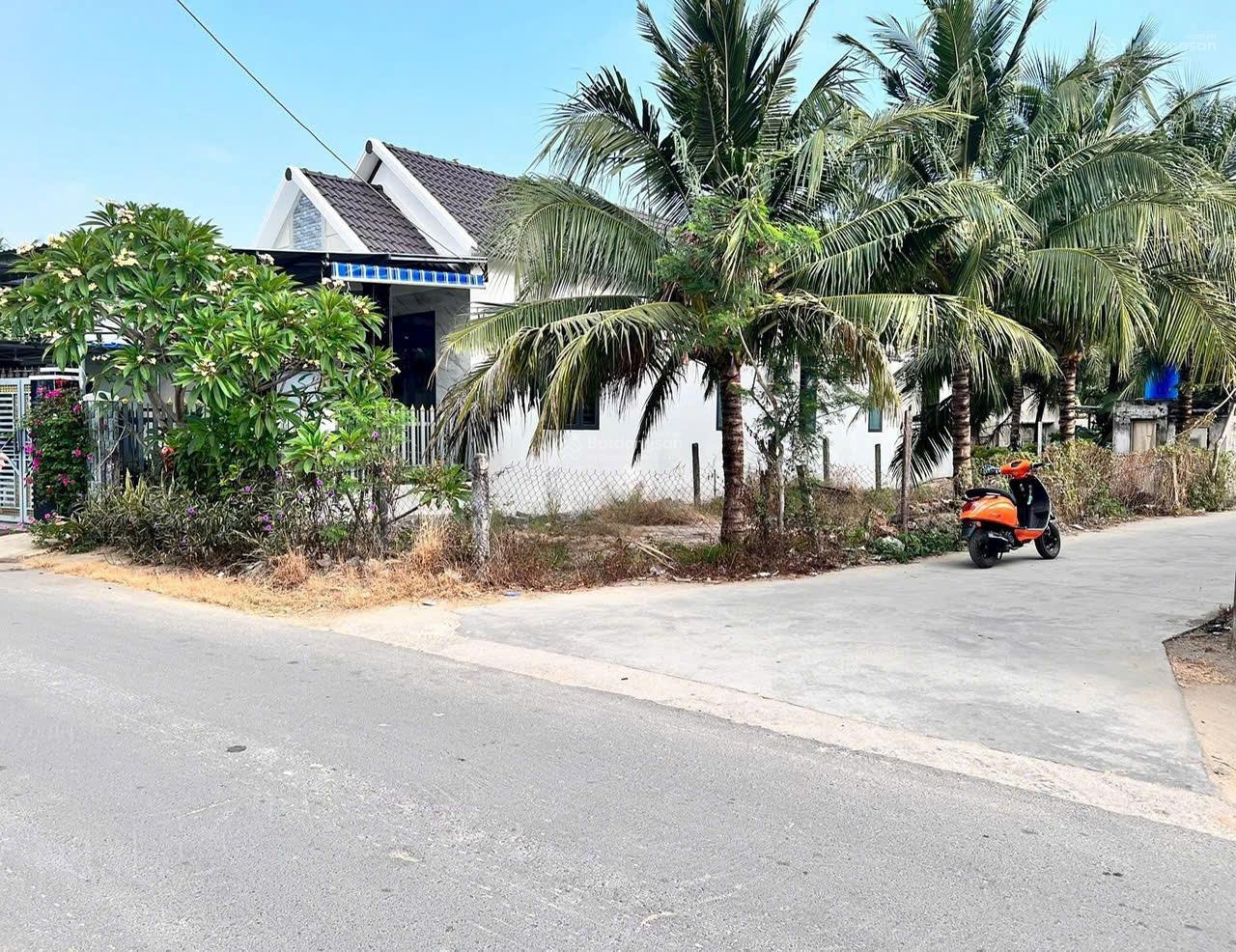 Chính chủ chào bán lô đất Xã Vạn Thắng(mới)Bắc Vân Phong, giá bán chỉ 1tỷ3