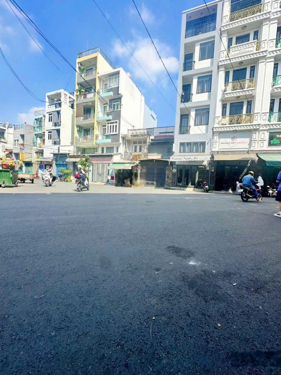Cho thuê nhà nguyên căn mặt tiền lê tự tài. Phú nhuận chỉ 25tr/ tháng