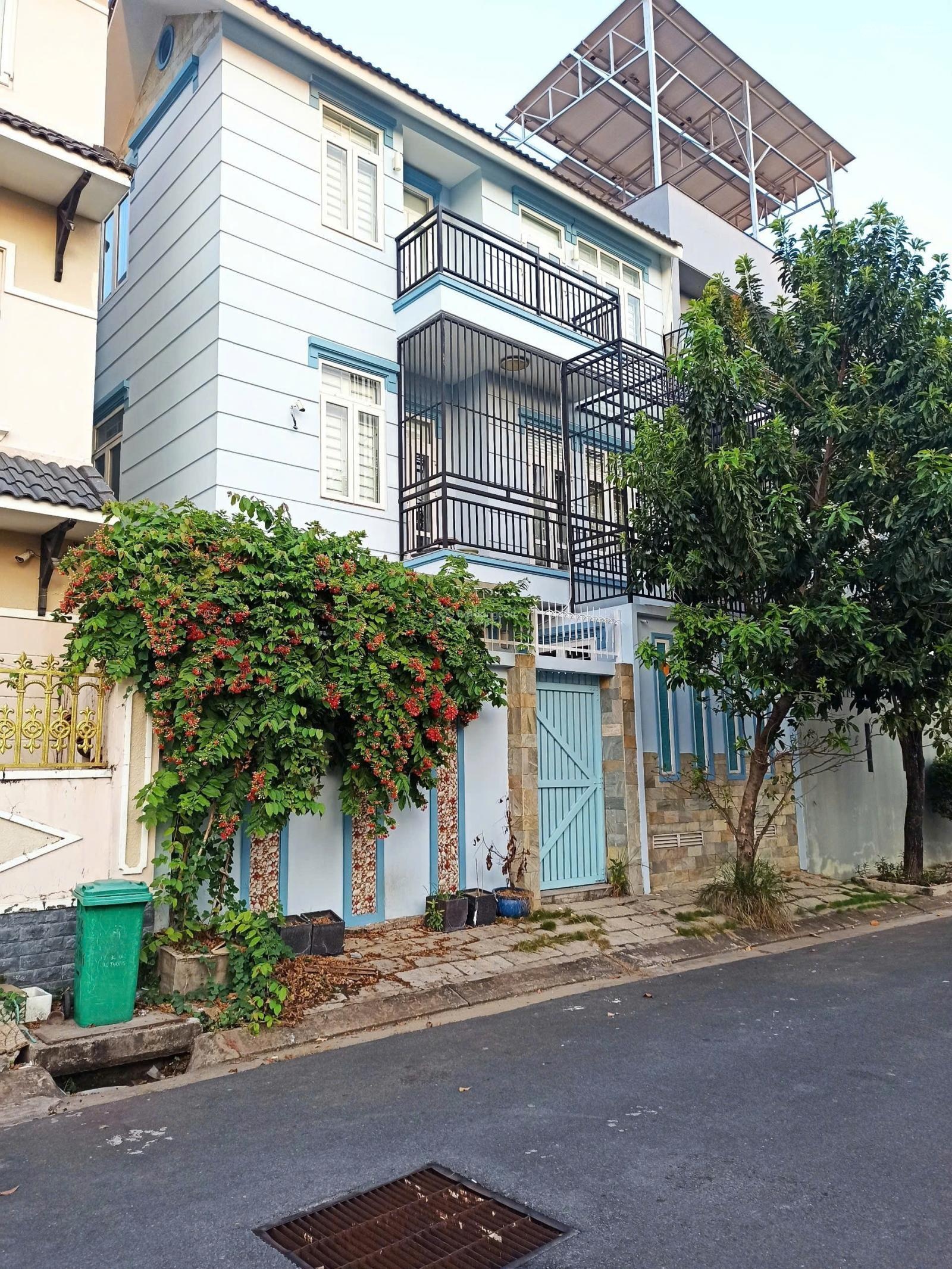 Bán nhà vị trí đẹp MT đường 16M KDC Văn Minh, P. An Phú Q2. DT 10x18M. 1Trệt/3Lầu. Giá chỉ 33 tỷ TL