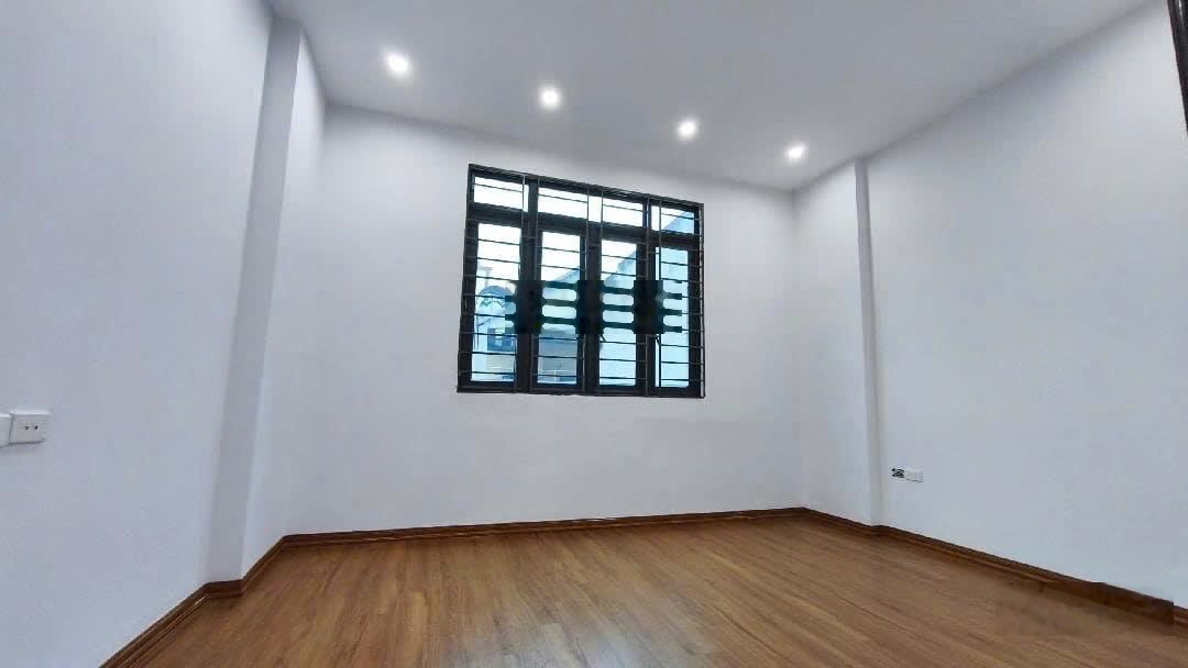 Cực Hiếm!! Bán nhà ngay cuối đường Nguyễn Khuyến-Văn Quán HĐ 30M2 4T giá chỉ 6 tỷ