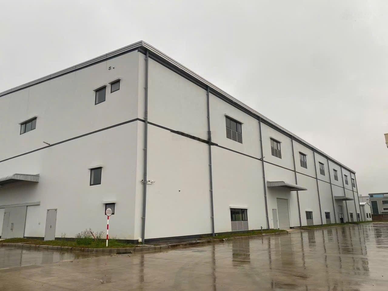 Cần cho thuê lại xưởng tại Khu Công Nghiệp Phú Hà, Phú Thọ. Diện tích 8600m2 2 tầng