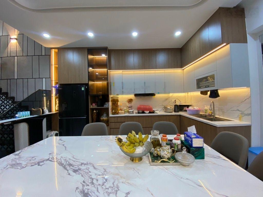 Nhà mới - 5 tầng - 80m2 - đường số 1b - phạm hữu lầu - ngay phú mỹ hưng - chỉ nhỉnh 19 tỷ