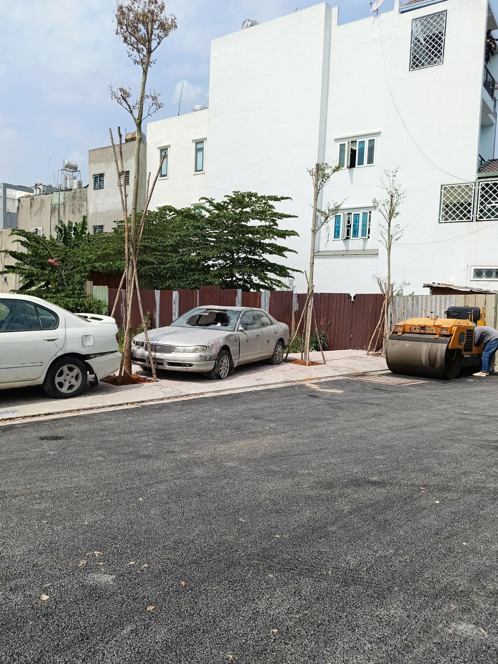 Bán đất 4.3x11 sổ 50m2 thổ cư, giá 3.75 tỷ, đường hẻm thông Nguyễn Thị Tú và Hương Lộ 80