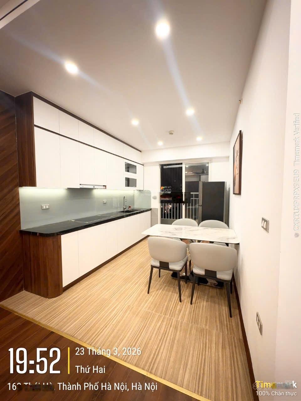 Bán căn hộ chung cư cao cấp mặt phố Thái Hà 2ngủ 2VS đầy đủ nội thất ở luôn tiện ích đầy đủ k thiêu