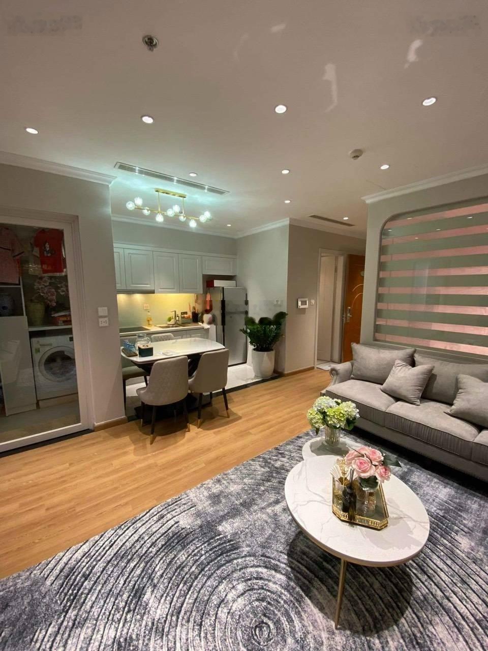 Siêu rẻ! Cho thuê CHCC Vinhomes Nguyễn Chí Thanh, 1PN, 55m2, full nội thất mới, view thoáng