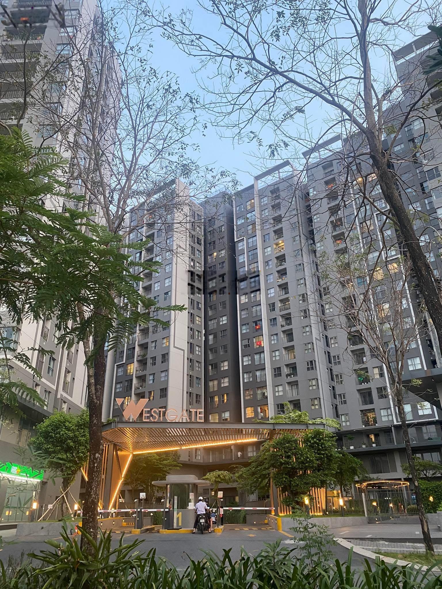 Cho thuê căn 70m2 Chung cư West Gate An Gia Bình Chánh nội thất giường tủ + máy lạnh 8tr5/tháng