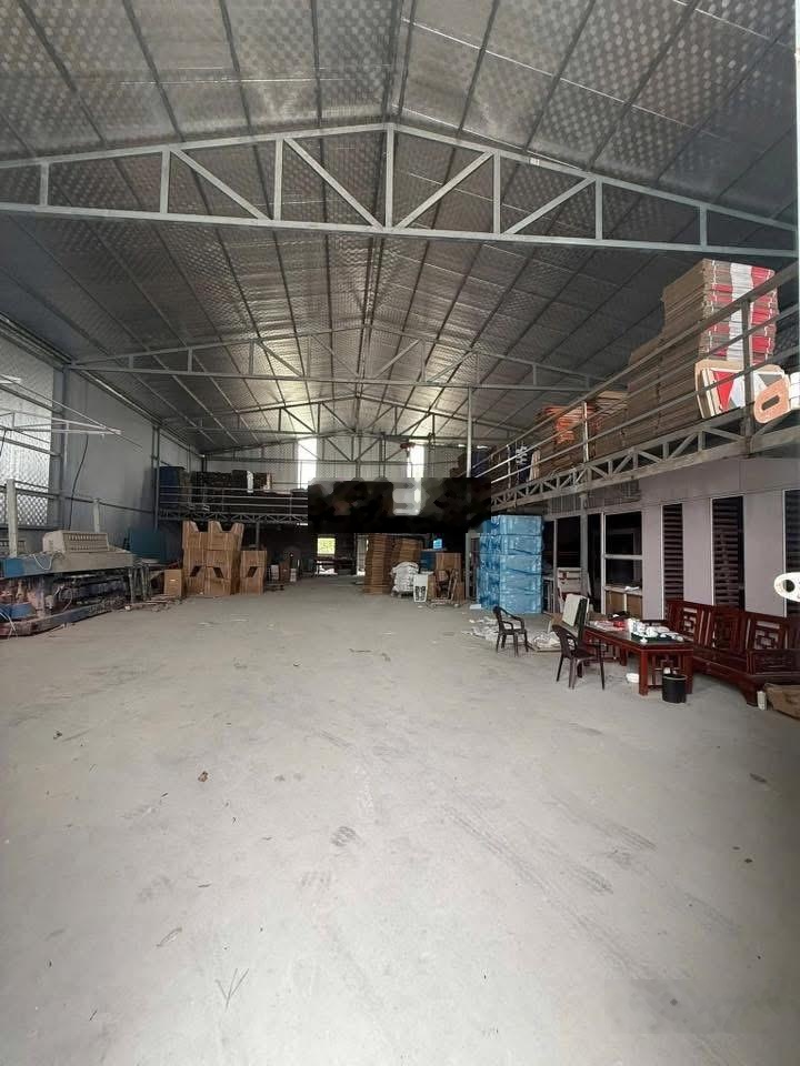 Kho xưởng 1000m (chia nhỏ 100, 200, 400m trở lên) tại Chiến Thắng - Yên Xá - Cầu Bươu (cho thuê)