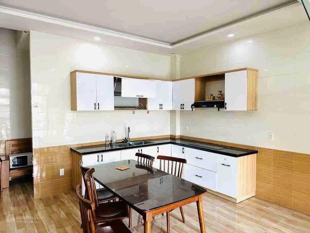 Nhà 3 tầng mặt tiền Nguyễn Đình sát biển 350m - Ngang rộng 7m - Giá chỉ 8.x tỷ rẻ nhất biển Sơn Trà