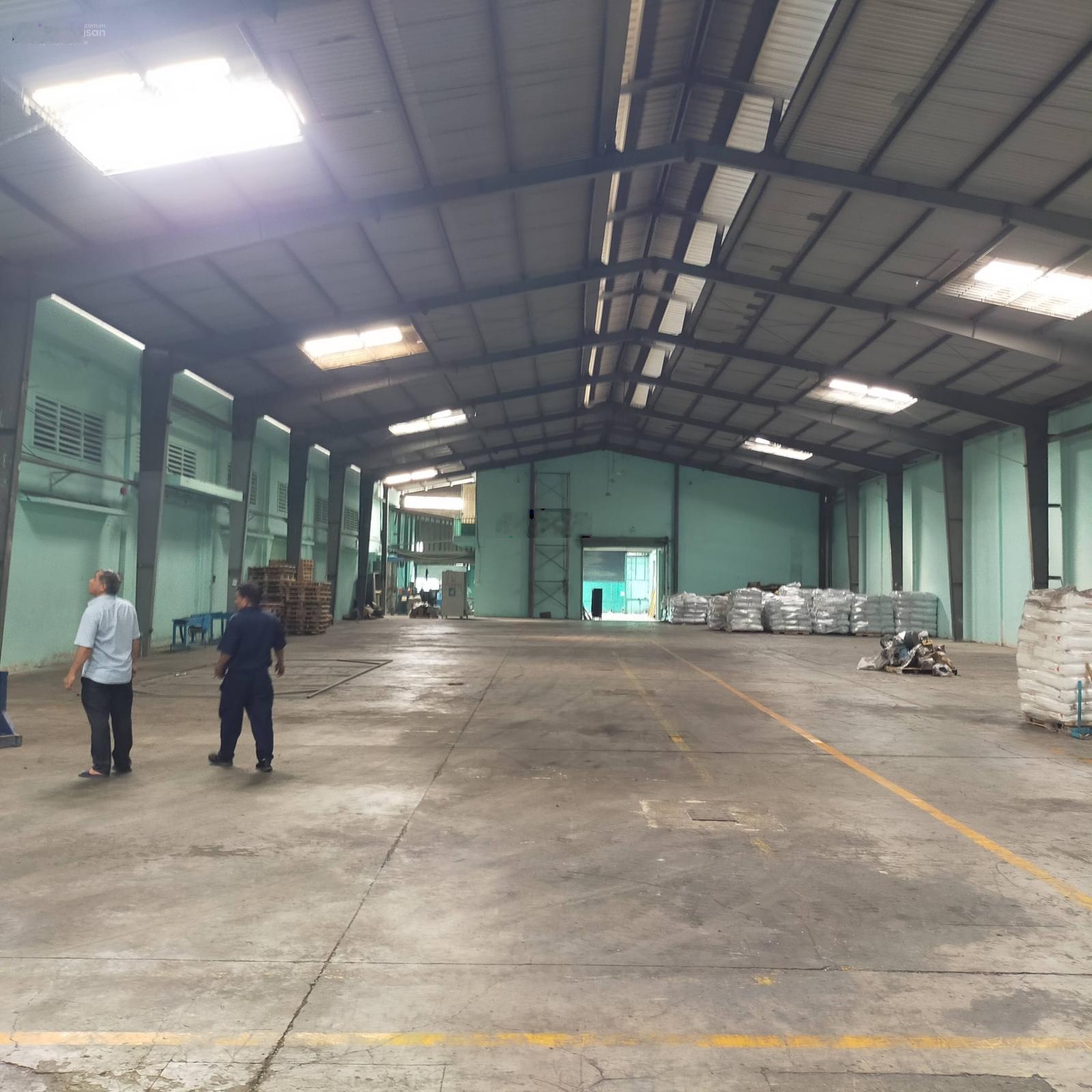 Cho thuê kho Xưởng 1600m2 đường container 40f vào tới kho- Xưởng mới đẹp như hình