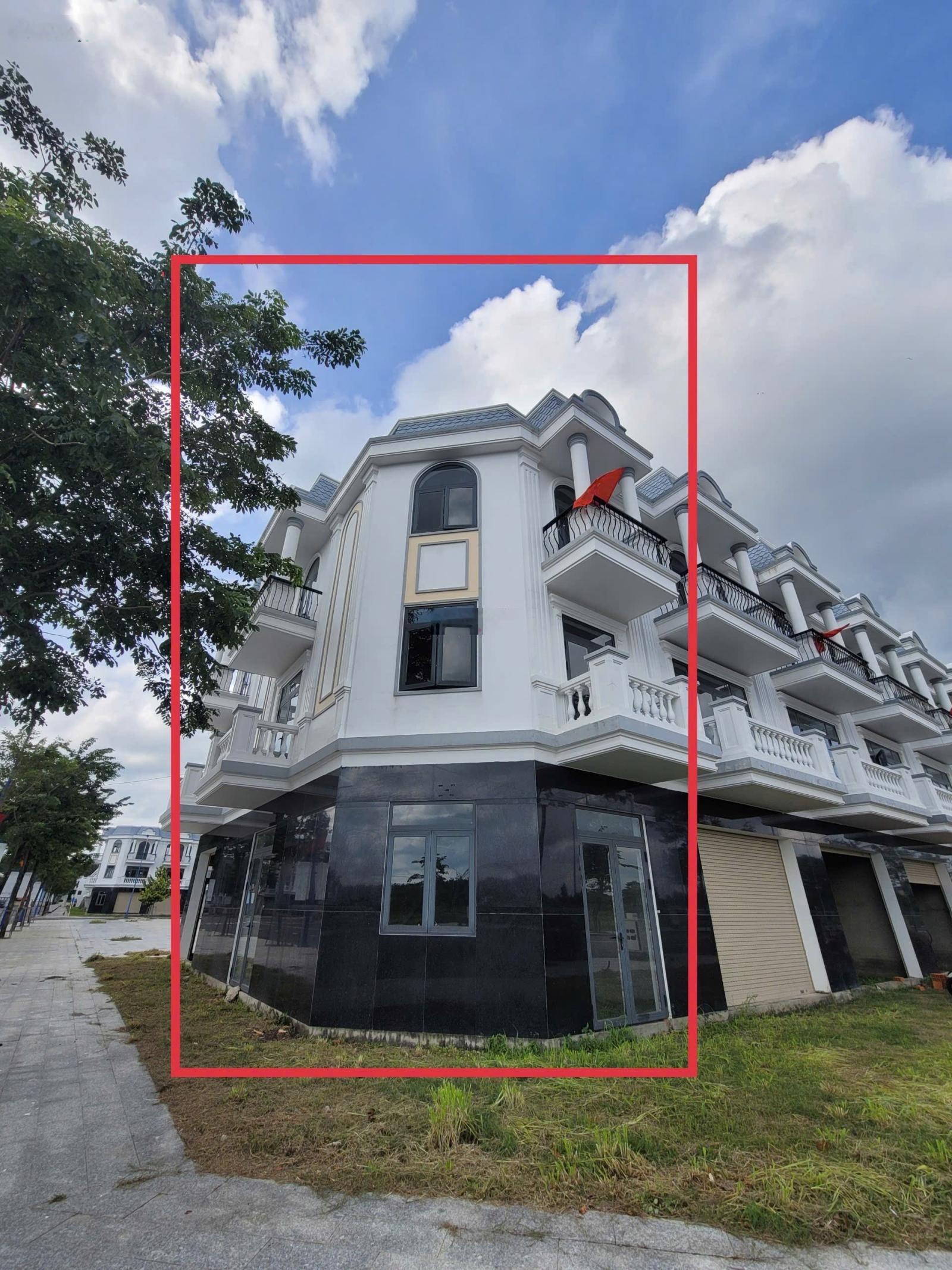 Bán shophouse 134,4m2, 4PN, 2WC tại Thăng Long Central City, 4,5 tỷ VND
