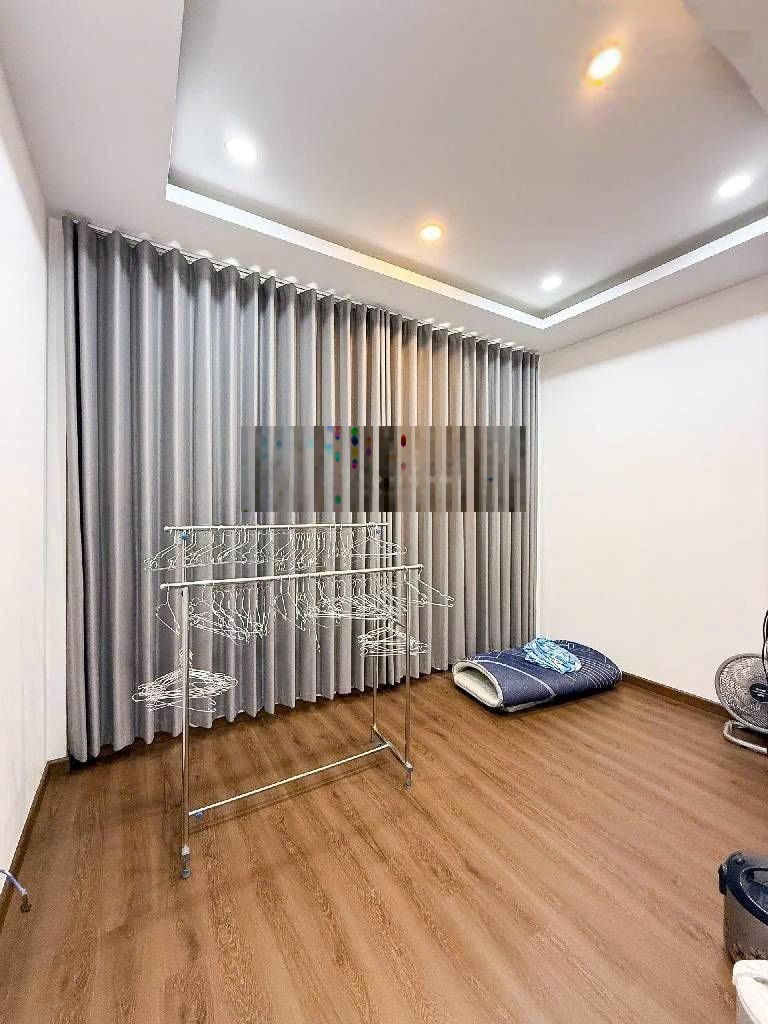 Bán nhà mới hẻm oto ngay chung cư Richmond Nguyễn Xí. BTCT 3 tầng. Ngang 4,1 x 9,5m(36m2). Chỉ 8 tỷ