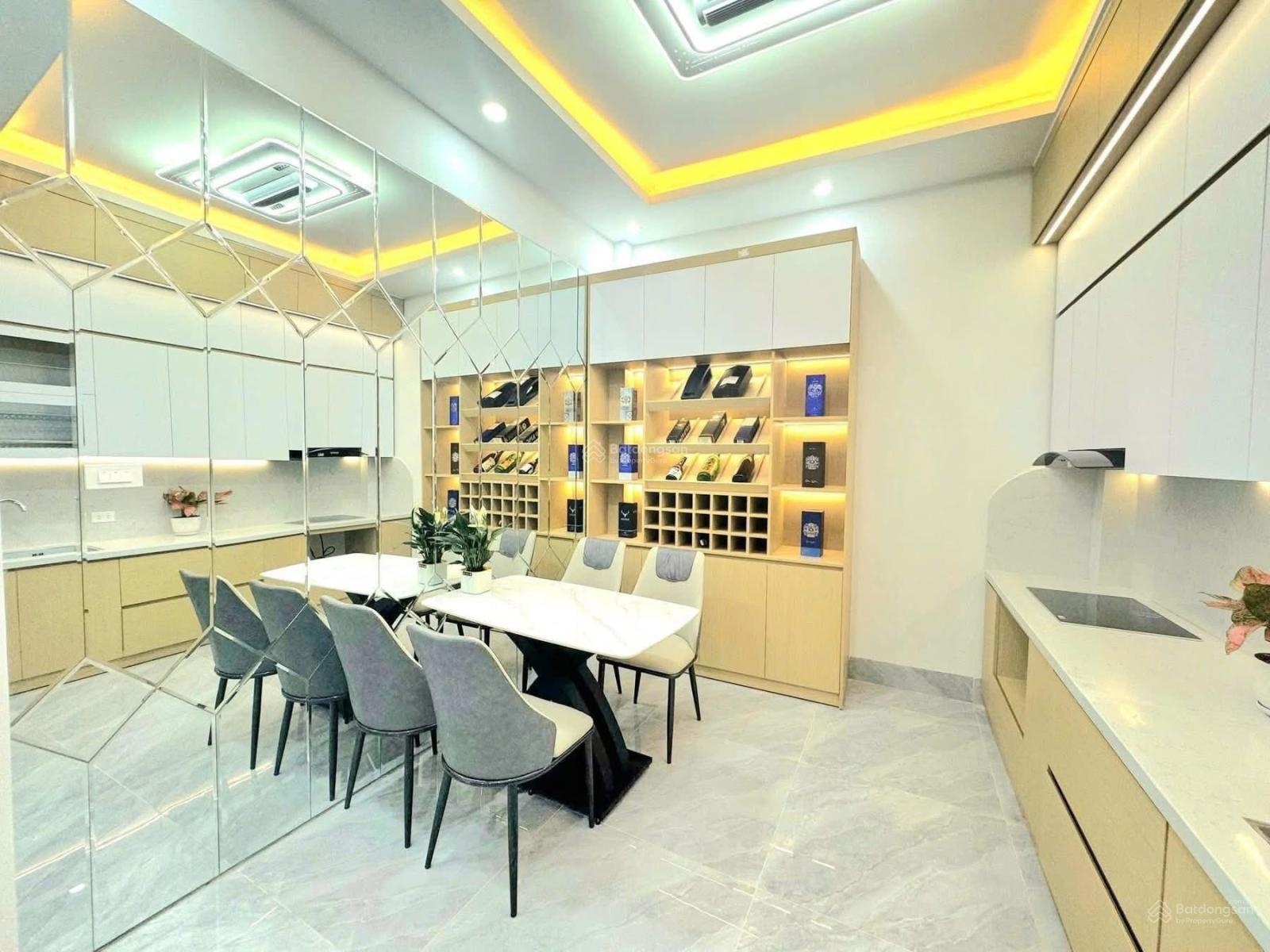Đẹp Quá ! Bán Nhà Phố Quan Nhân 40m² x 5 tầng - Ngõ ô tô -10m Ra Phố