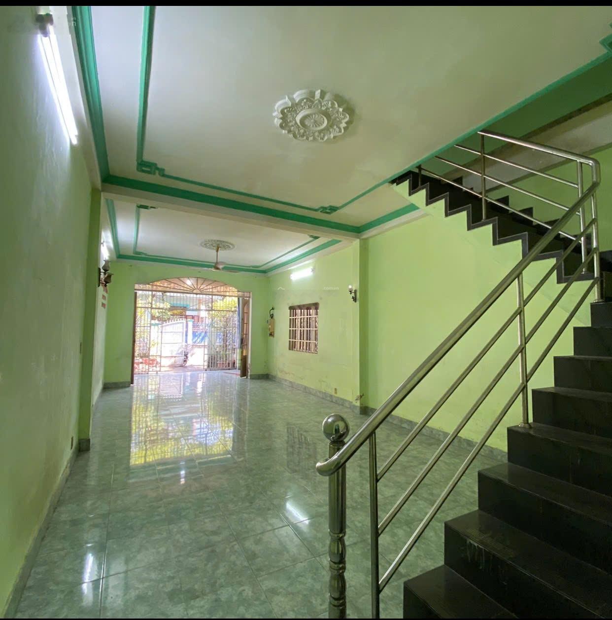 Cho thuê nhà nguyên căn nguyễn văn quá 5x23m | 3 tầng