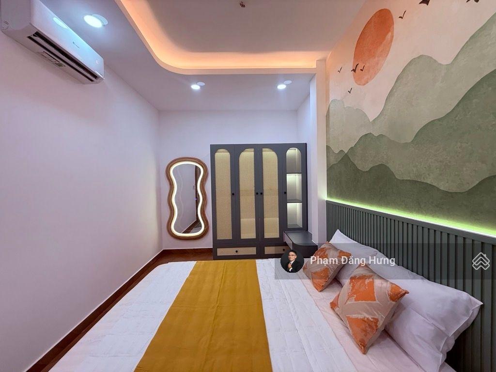 Nhà bình thạnh, 3 tầng, sát hẻm oto nơ trang long, full nội thất đẹp, 64m2 ngang 5.3m chỉ 7.4 tỷ