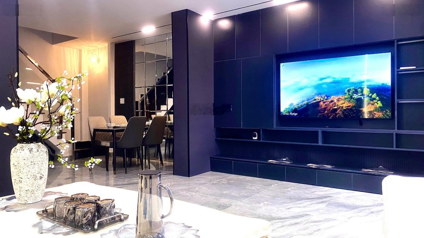 Hẻm xe hơi - 57m2 ( 3 tầng - ngang bề thế) - cách mặt tiền 50m - giá hơn 7 tỷ