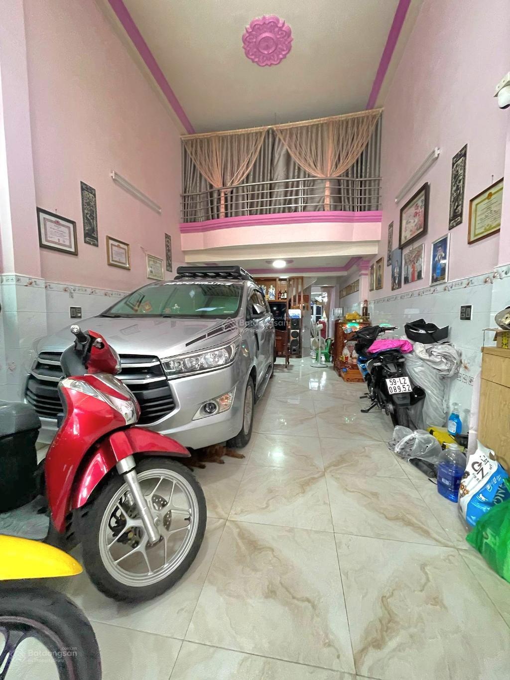 Tân Phú - TKTQ - hẻm 8m - 4x19 - 8.7tỷ - 5PN - oto 7c ngủ trong nhà - gần Aeon - mở cty VP -khu Vip