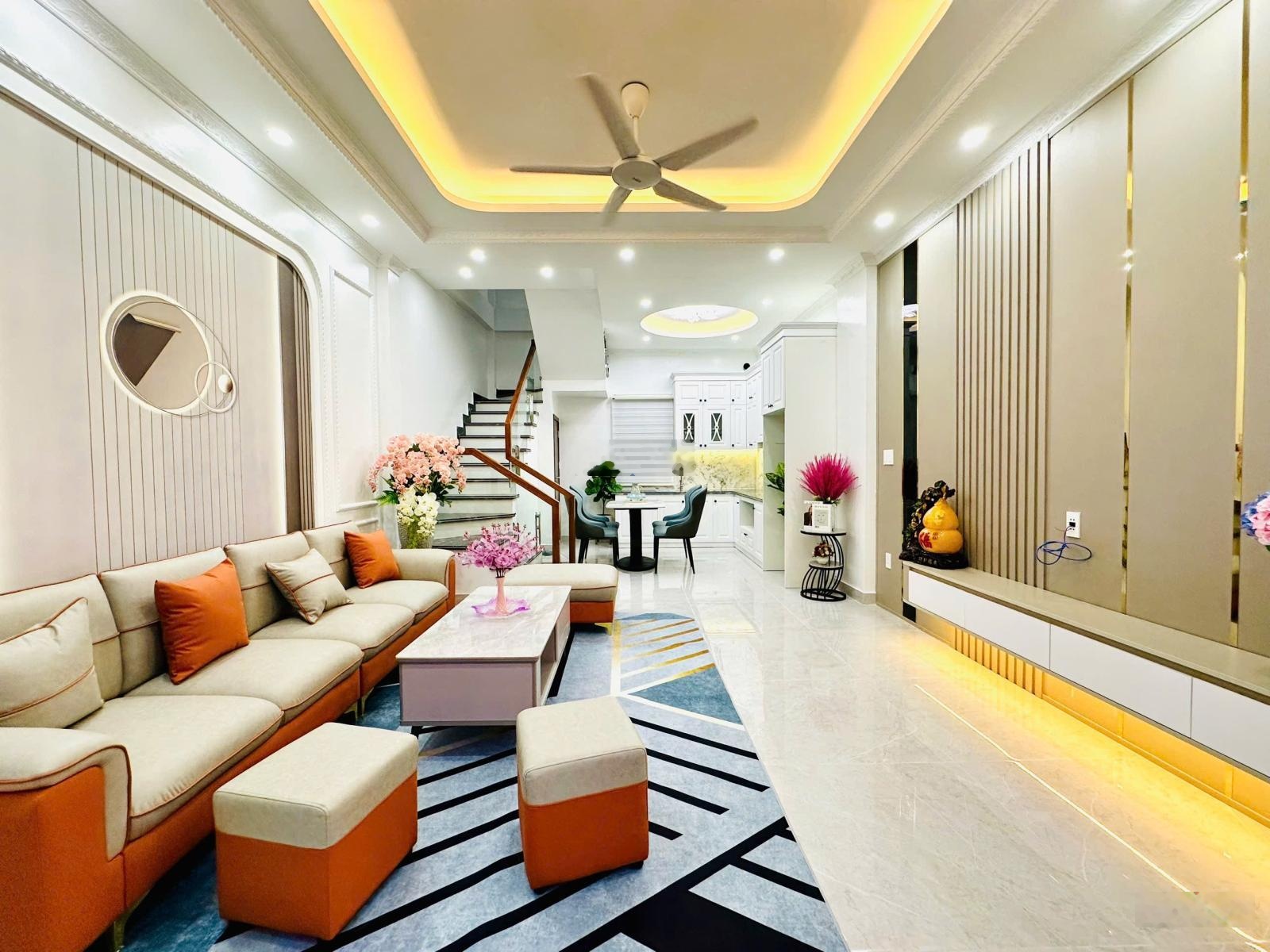 SPCC- bán dãy xây kinh doanh nhà xây mới 229 Miếu 2 xã lê chân - hp -Diện tích : 42 m x 4 tầng
