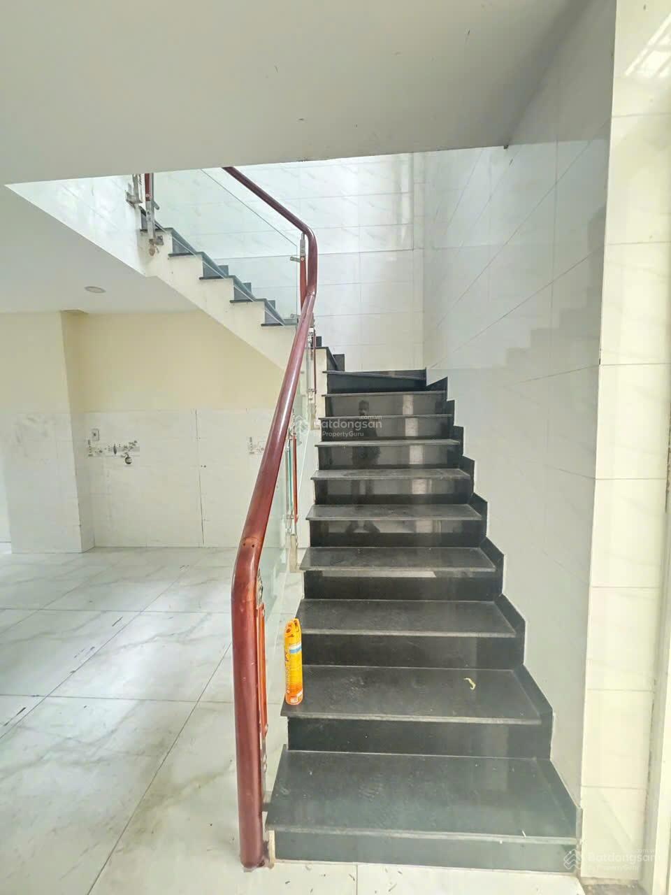 Bán nhà mặt tiền đường Lê Bôi, phường 7 quận 8, 91m2, sổ riêng hoàn công đủ 4 lầu, vị trí đẹp