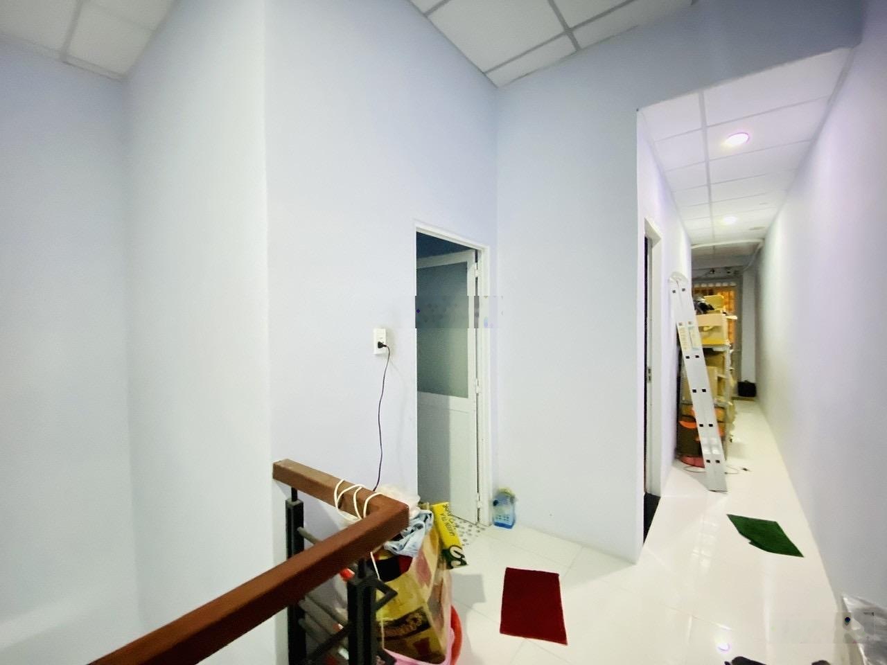 Hẻm xe tải thông- sát mặt tiền - thoại ngọc hầu- 69m2 - 2tầng - 7tỷ5..tl