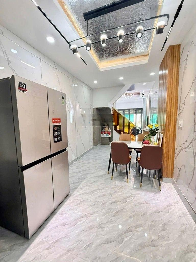 Nhà phố lê văn sỹ - 2 tầng - hẻm 6m - 5.xtỷ
