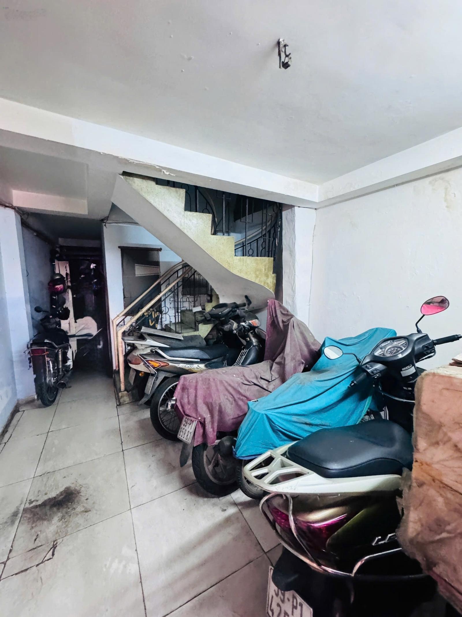 Bán nhà MT Phạm Văn Hai, P1, Quận Tân Bình ( P. Tân Sơn Hoà) - 63m2- 4 tầng - 17,9 tỷ